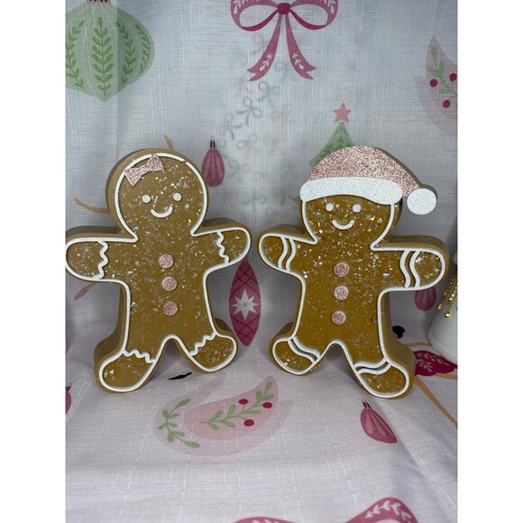 Pink Bow Gingerbread Set - Picture 1 of 6